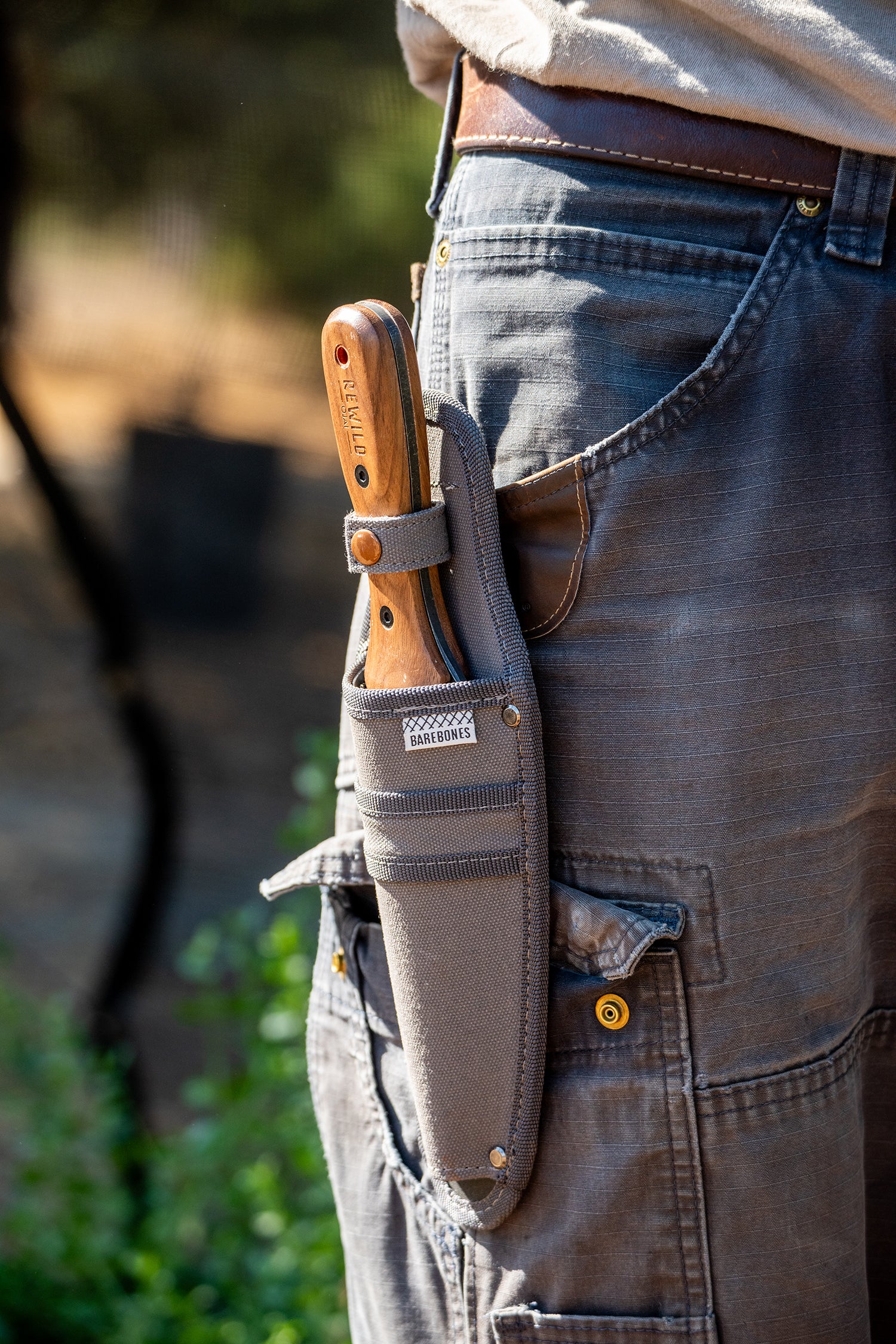 Barebones Hori Hori Garden Knife and Sheath - Thumbnail 4